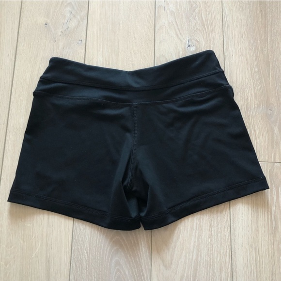 Nike Dri-Fit Performance Shorts in Black - Picture 3 of 8